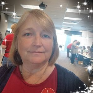 Meet your Posher, Lori